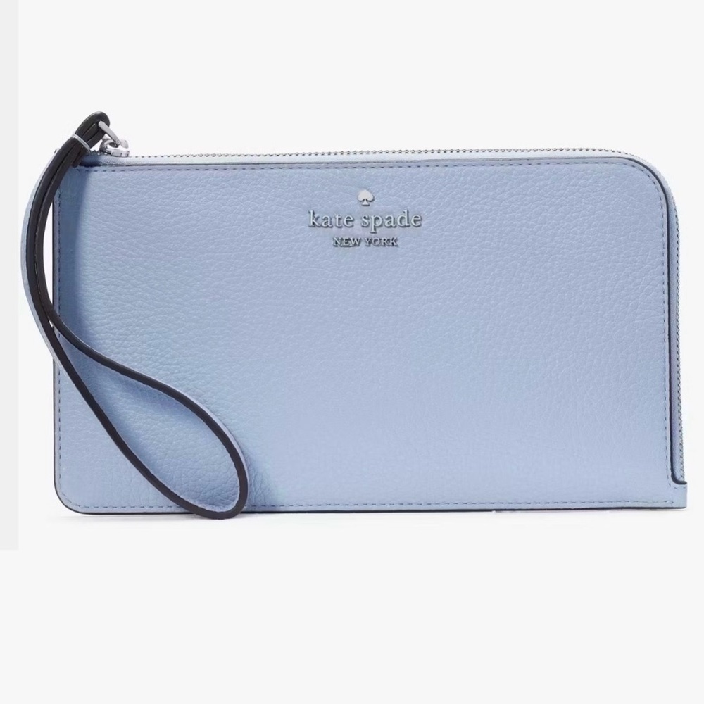 #45 - Kate Spade - Lucy Medium L Zip Wristlet!